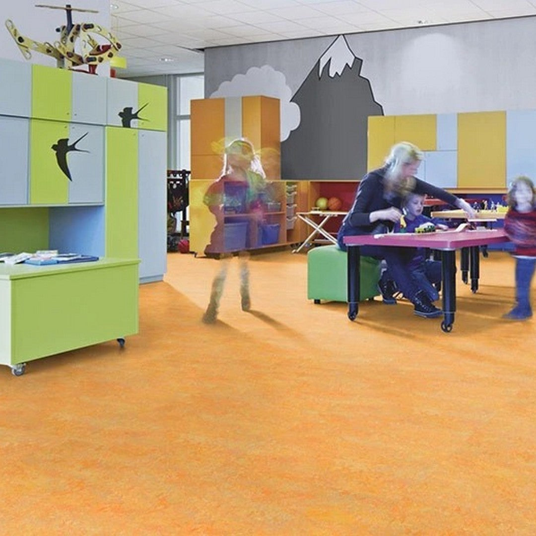 Forbo-Marmoleum-Vivace-Smooth-Vinyl-Sheet-6.5-x-105-Sunny-Day