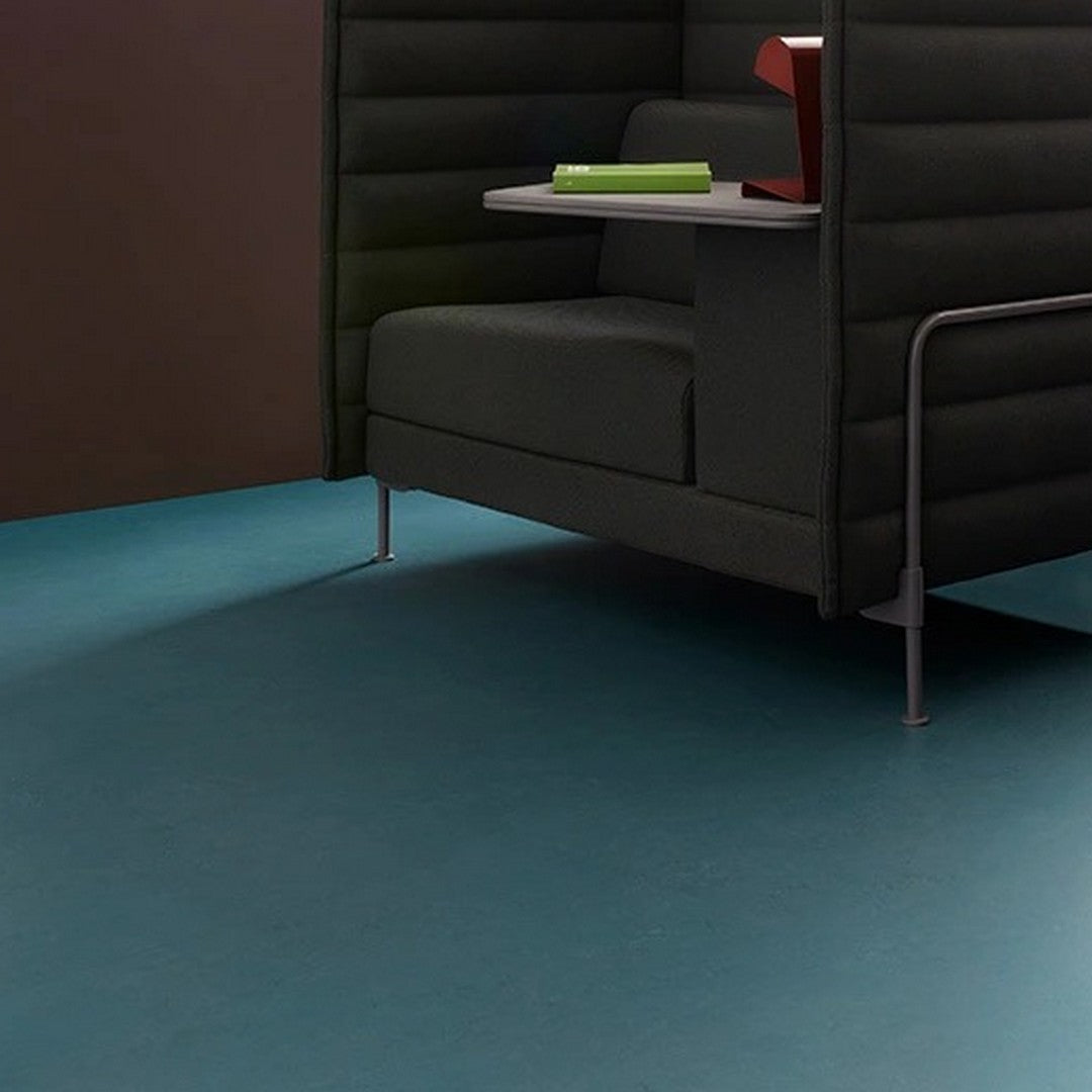 Forbo-Marmoleum-Concrete-Smooth-Vinyl-Sheet-6.5-x-105-Sirius