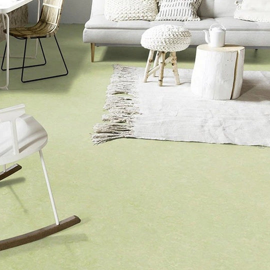 Forbo-Marmoleum-Real-Smooth-Vinyl-Sheet-6.5-x-105-Green-Wellness