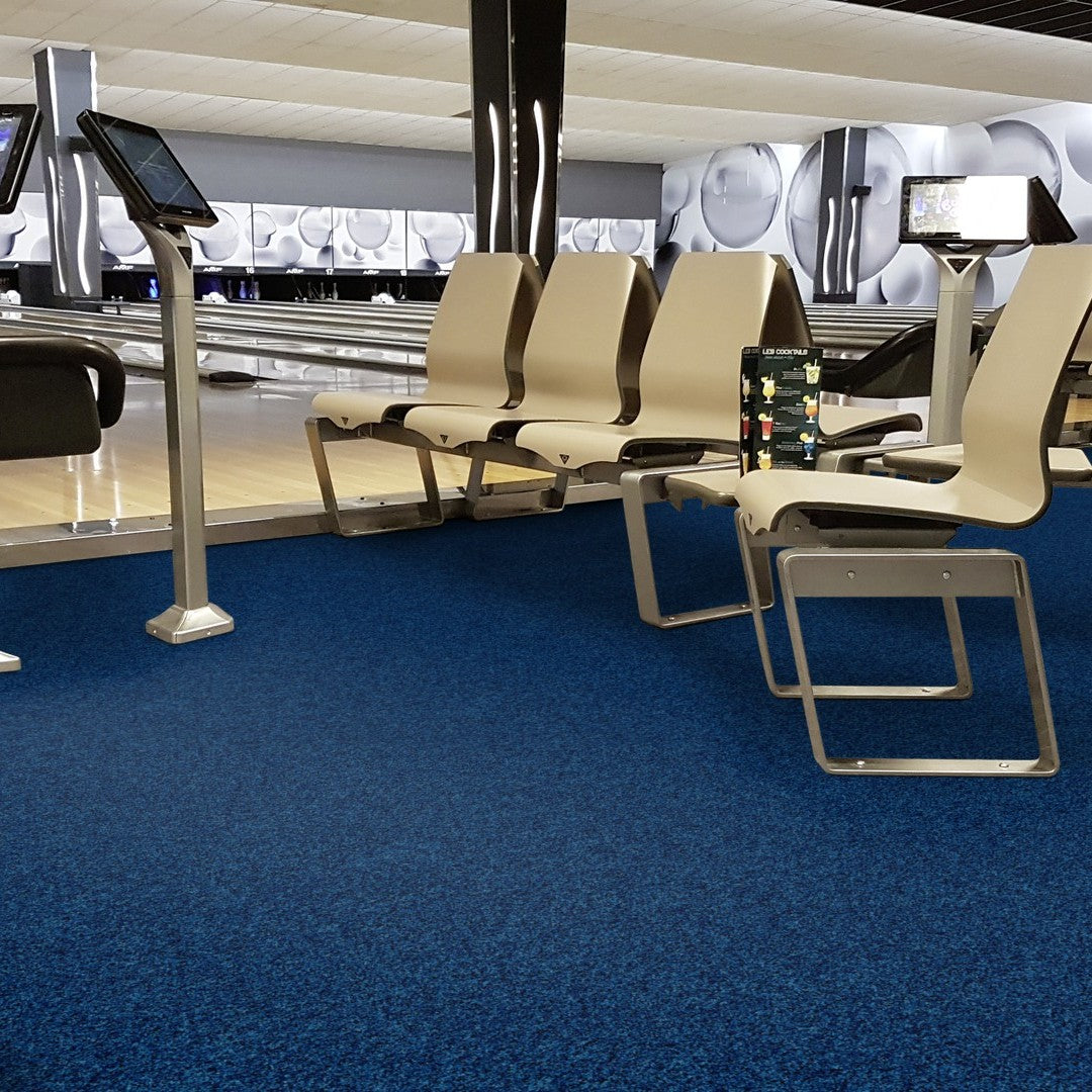 Forbo-Flooring-System-Coral-Brush-10-x-6-Econyl-&-Polyamide-Mat-Cornflower-Blue