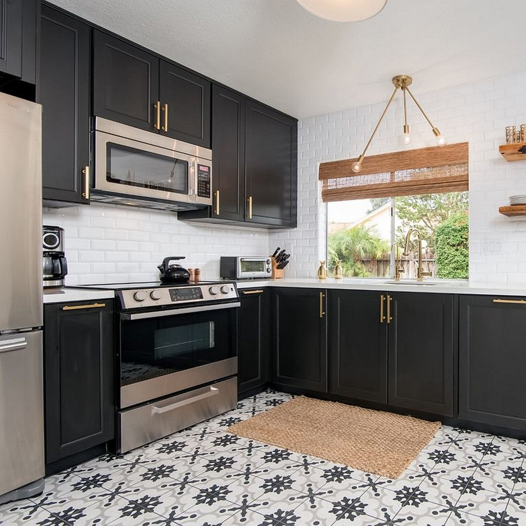 Arizona-8-x-8-Cementine-B&W-Natural-Rectified-Glazed-Porcelain-Deco-Tile-B&W-2