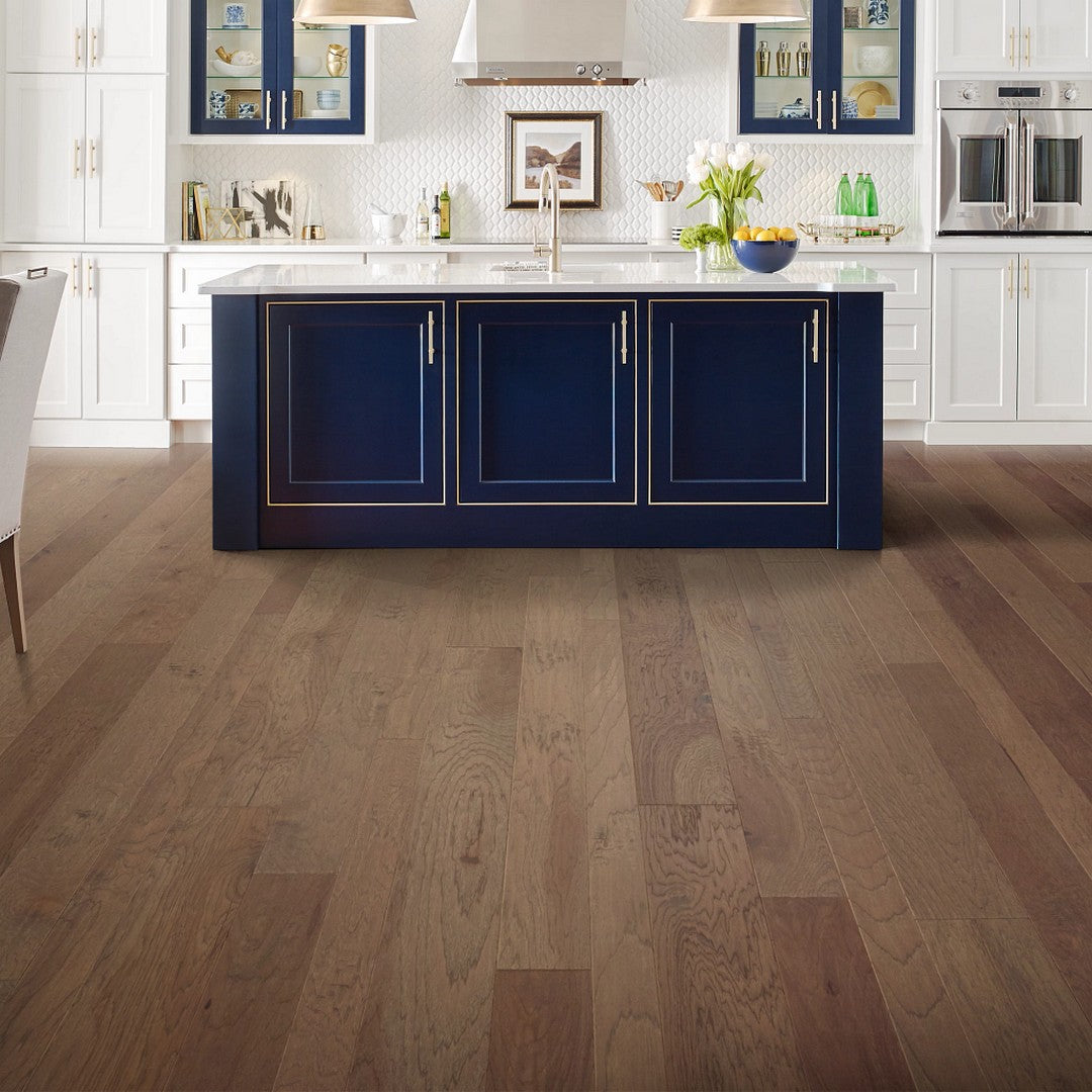 Shaw-Pebble-Hill-Mixed-Width-7-Hickory-Hardwood-Plank-Cassia-Bark-2