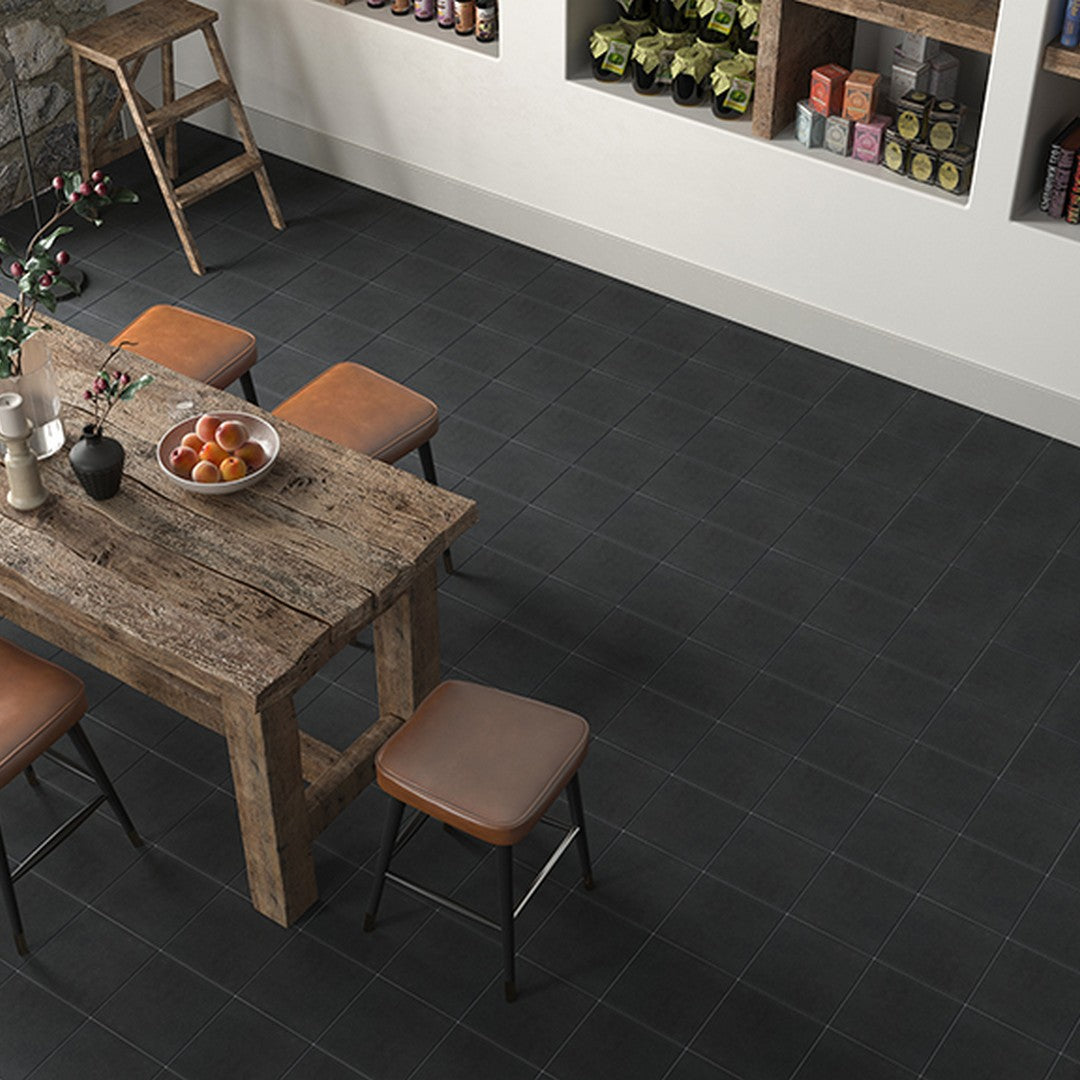 Floors 2000 Serenity 8-x-8-Black