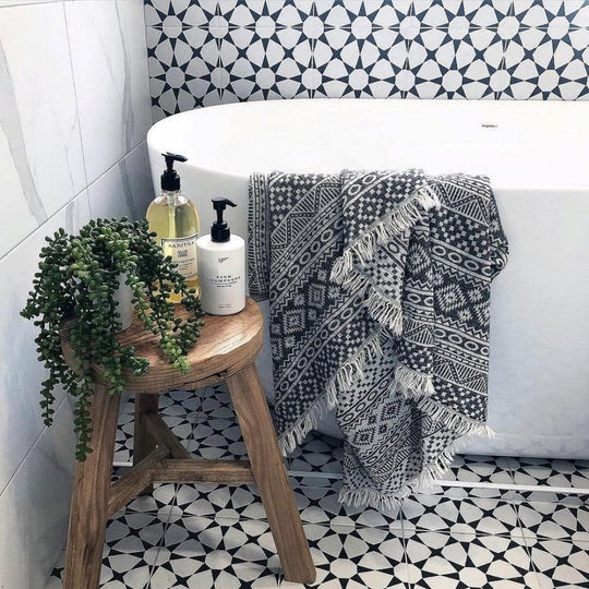 Rickert-9-x-9-Peronda-Matte-Porcelain-Tile-Havana-White-Flower